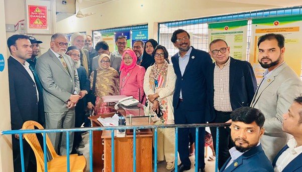 High-Level Visit to Karail Aalo Clinic:  A Milestone for Urban Primary Health Care in Bangladesh